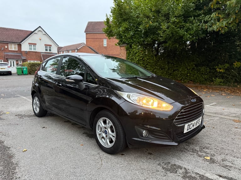 Ford, FIESTA, Hatchback, 2014, Manual, 1560 (cc), 5 doors