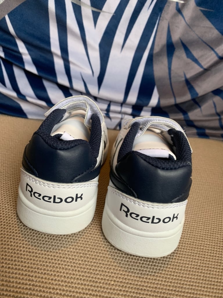 Reebok kid’s trainers. Size 8