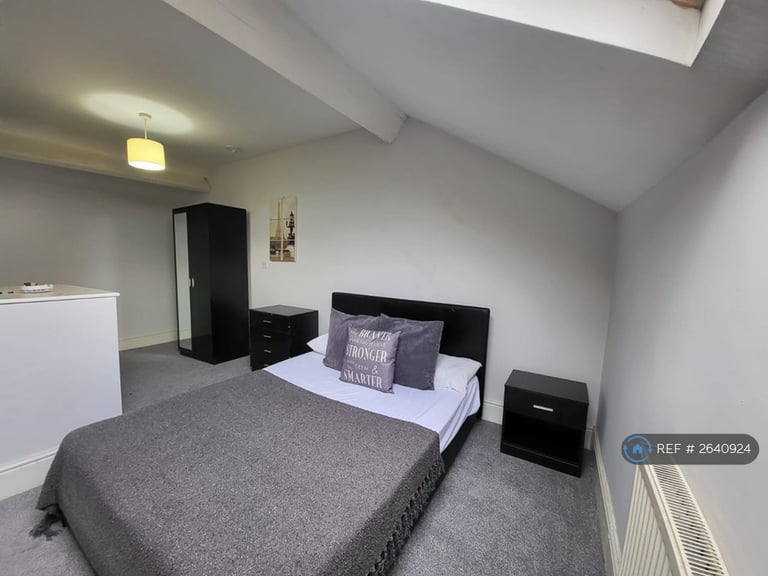1 bedroom in Doncaster Road, Barnsley, S70 (#2640924)