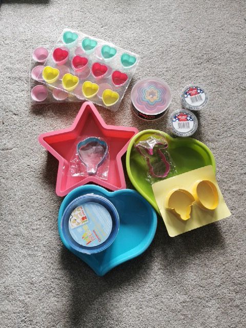 image for Selection of baking moulds/ cookie cutters