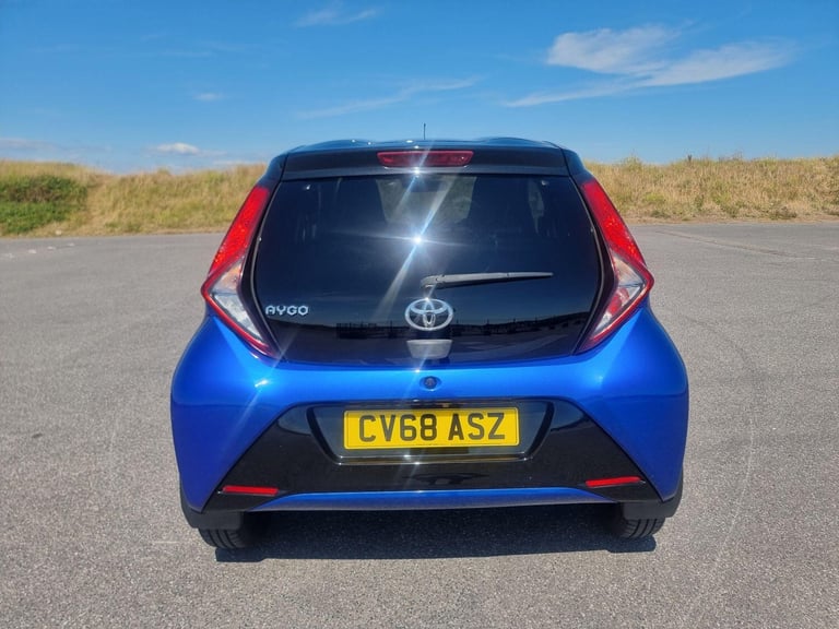 2018 Toyota AYGO 1.0 VVT-i x-clusiv Euro 6 5dr (Safety Sense) HATCHBACK Petrol Manual