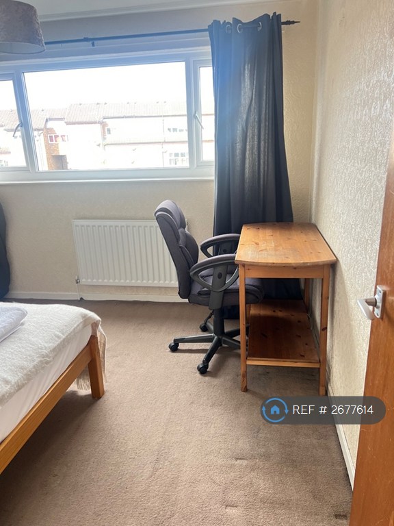 4 bedroom house in Addison, Newcastle Upon Tyne, NE6 (4 bed) (#2677614)