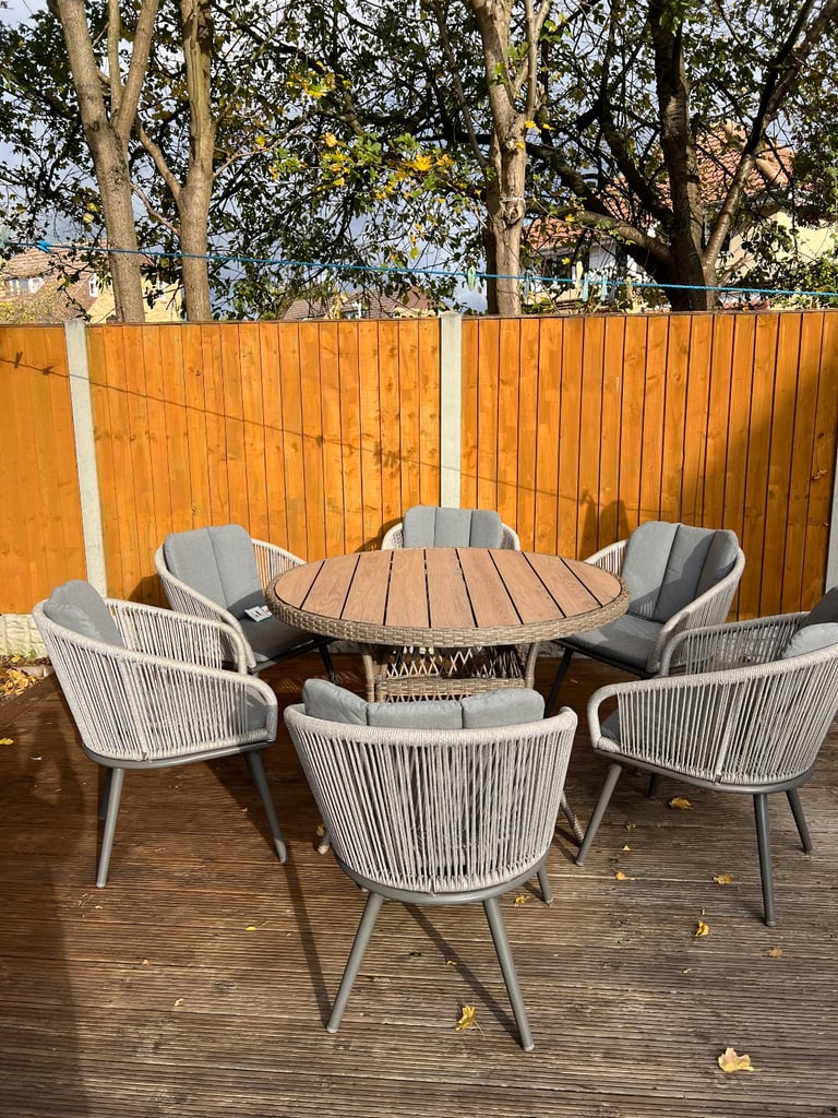 image for Garden furniture table and 6 rope chairs cushions 
