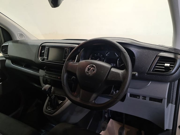 VAUXHALL VIVARO 1.5 TURBO D 2900 DYNAMIC P/V L1 H1 100 BHP SWB DIESEL