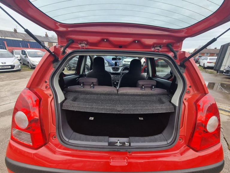 Nissan Pixo 1.0 n-tec Euro 5 5dr Petrol Manual - Image 13