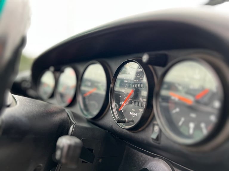 1996 N PORSCHE 911 3.6 TARGA 2D 282 BHP