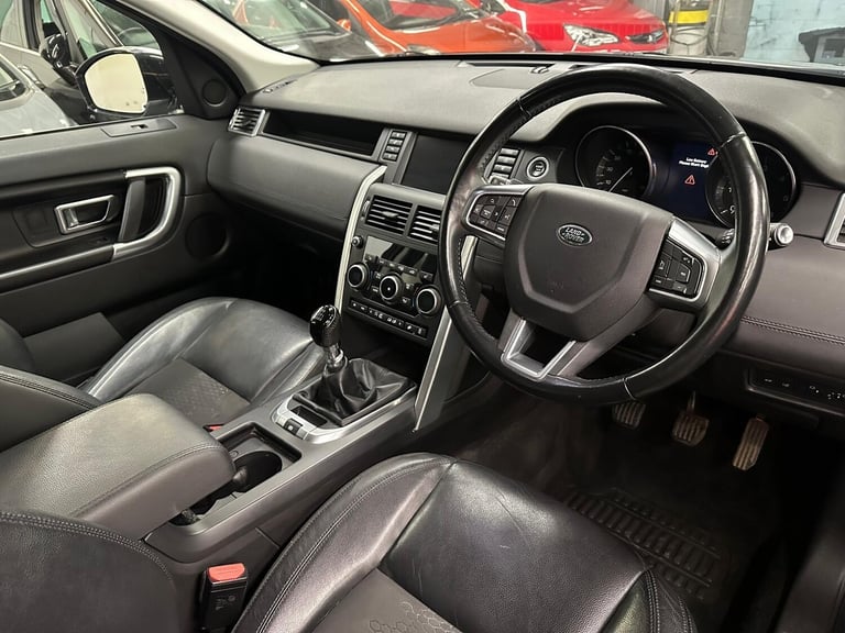 2016 Land Rover Discovery Sport 2.0 TD4 SE Tech 4WD Euro 6 (s/s) 5dr (5 Seat) ESTATE Diesel Manual