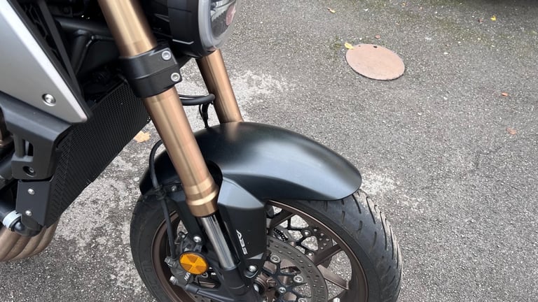 2019 Honda CB CB650RAKED (19MY) black widow can with original system fsh stunner  Tourer Petrol M...