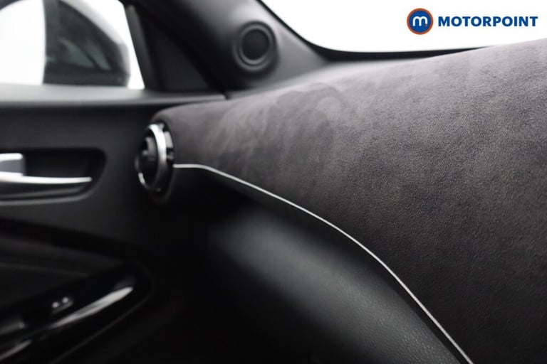 2023 Nissan Juke 1.6 Hybrid Tekna-Plus 5dr Auto SUV Hybrid Automatic