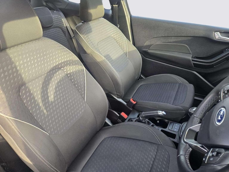 2017 Ford Fiesta 1.1 Ti-VCT Zetec Euro 6 (s/s) 3dr HATCHBACK Petrol Manual