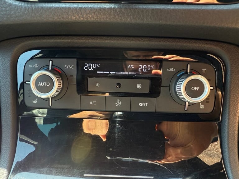 2017 17 VOLKSWAGEN TOUAREG 3.0 TDI V6 BLUEMOTION TECH R-LINE PLUS SUV 5DR DIESEL