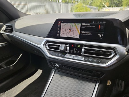 2021 21 BMW 3 SERIES 318d MHT M Sport 5dr Step Auto Black Damaged Salvage