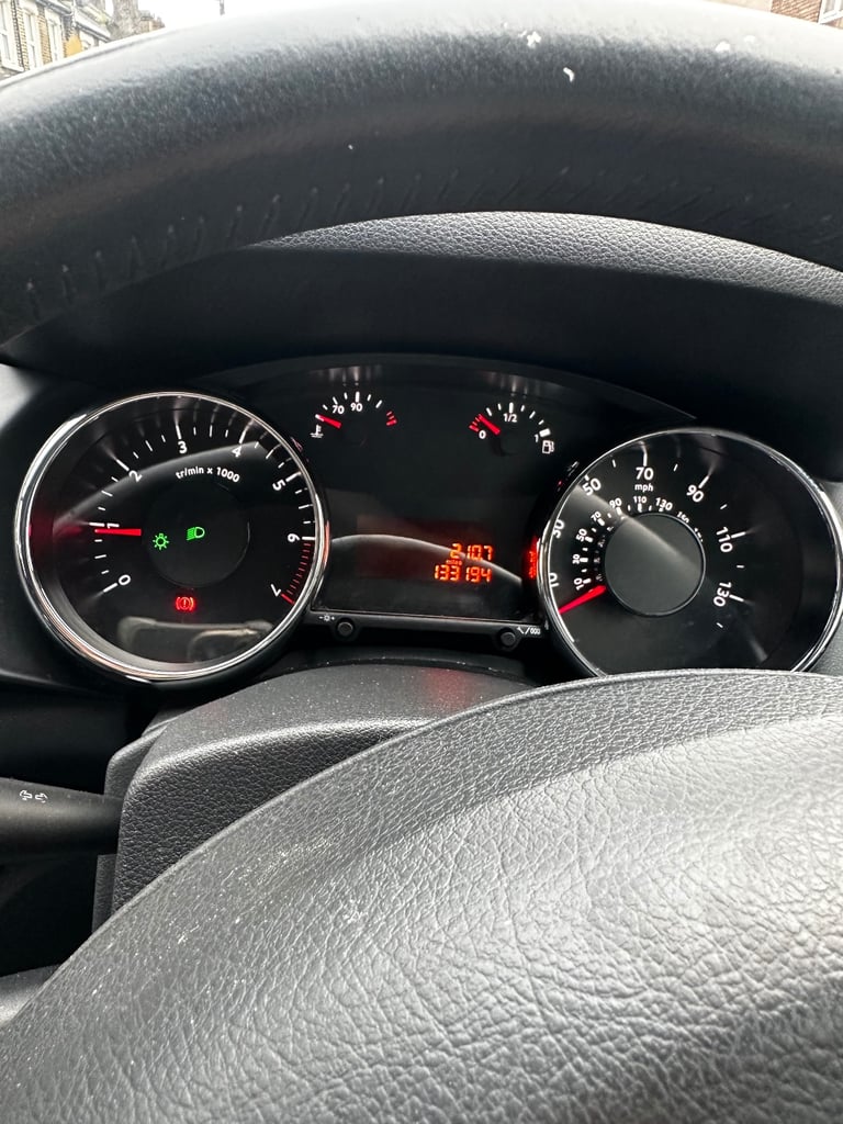 Peugeot, 3008, Hatchback, 2010, Manual, 1598 (cc), 5 doors