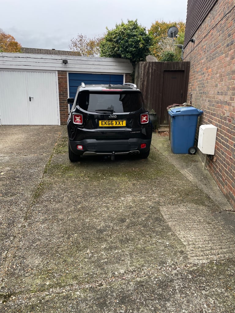 Jeep, RENEGADE, Estate, 2016, Manual, 1598 (cc), 5 doors