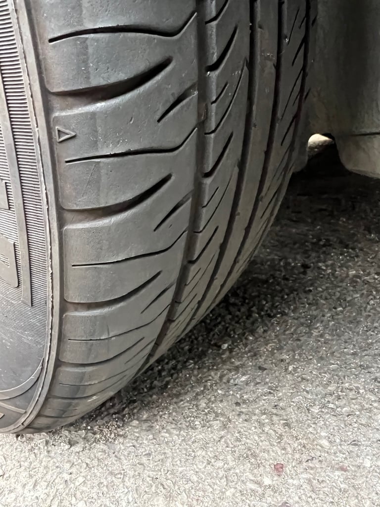 Ford focus ghia alloy wheels 16”