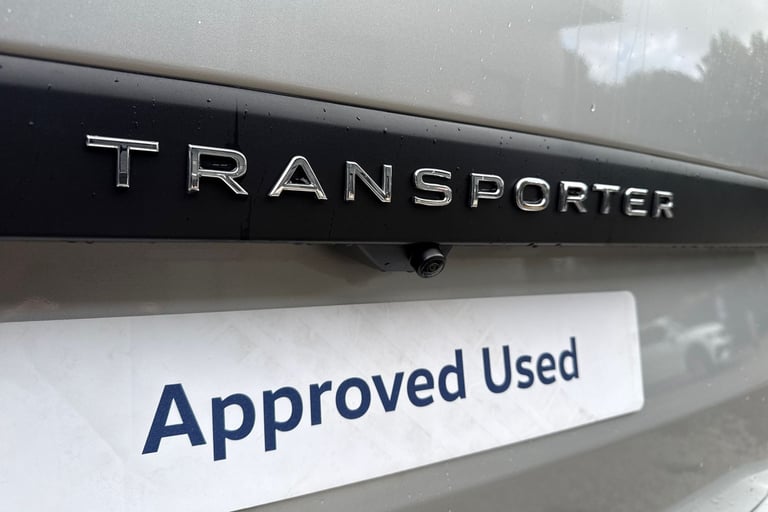 2025 Volkswagen Transporter 2.0 TDI 150 Commerce Pro Van Auto PANEL VAN DIESEL Automatic