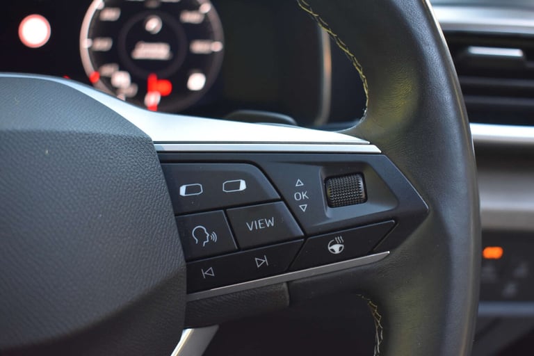 2021 SEAT Leon 1.4 eHybrid Xcellence Lux 5dr DSG HATCHBACK PETROL/ELECTRIC Automatic