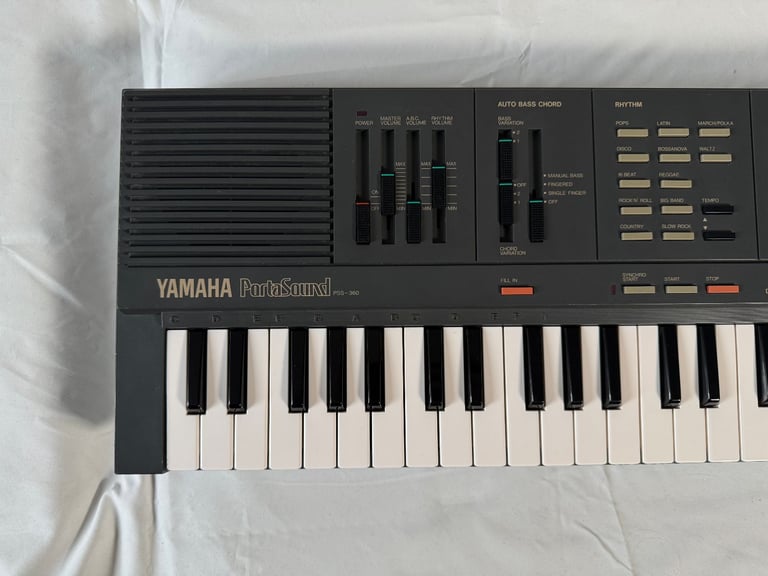 Yamaha Portasound PSS-360 Digital Synthesizer Keyboard