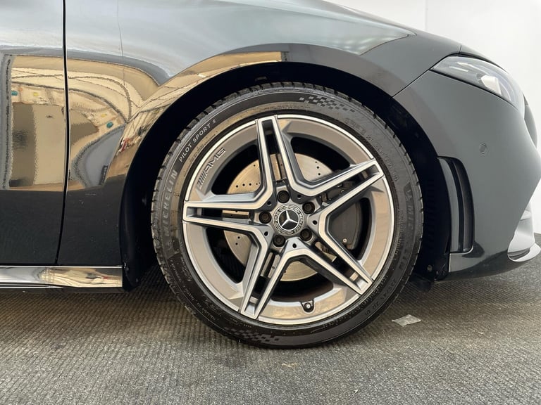 2019 Mercedes-Benz A-Class 2.0 A220 AMG Line (Premium Plus) Hatchback 5dr Petrol 7G-DCT 4MATIC Eu...
