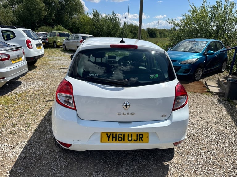 RENAULT CLIO TOM TOM DCI DIESEL £20 A YEAR ROAD TAX