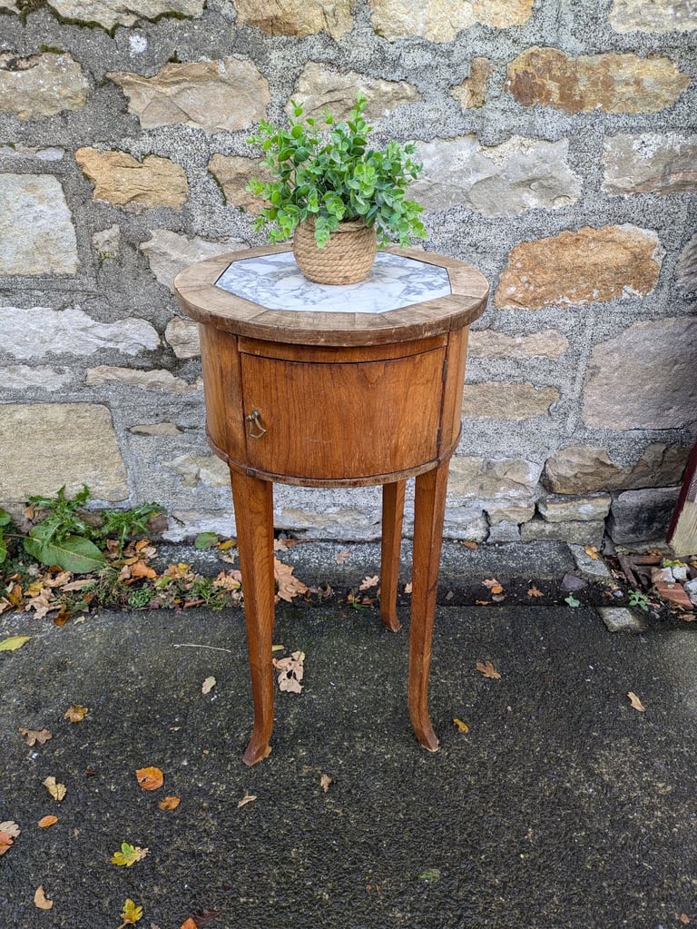 image for Antique Round Marble Top Side Table 