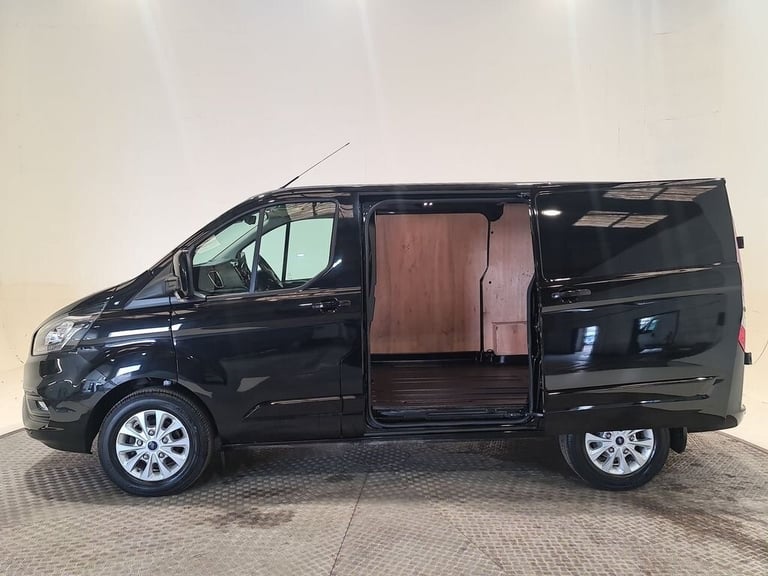 FORD TRANSIT CUSTOM 2.0 280 ECOBLUE LIMITED L1 H1 130 BHP SWB DIESEL