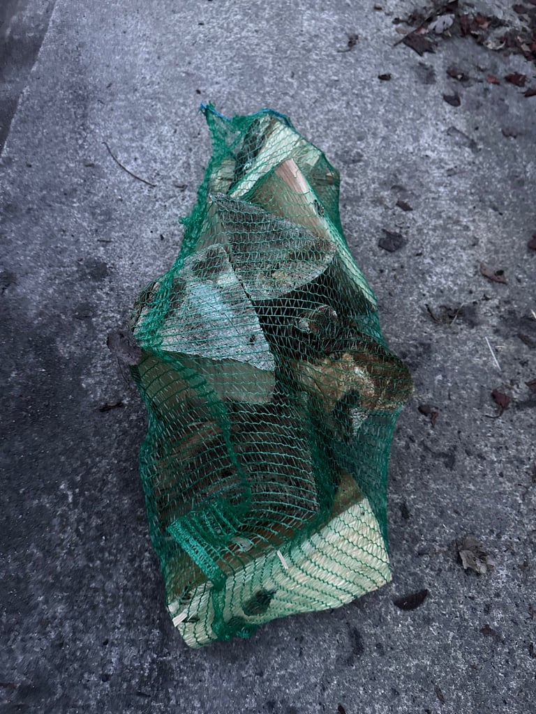 Seasoned timber logs