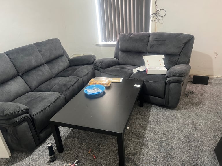 HOUSE FOR RENT IN POPULAR BLACKBURN AREA (Little Harwood)