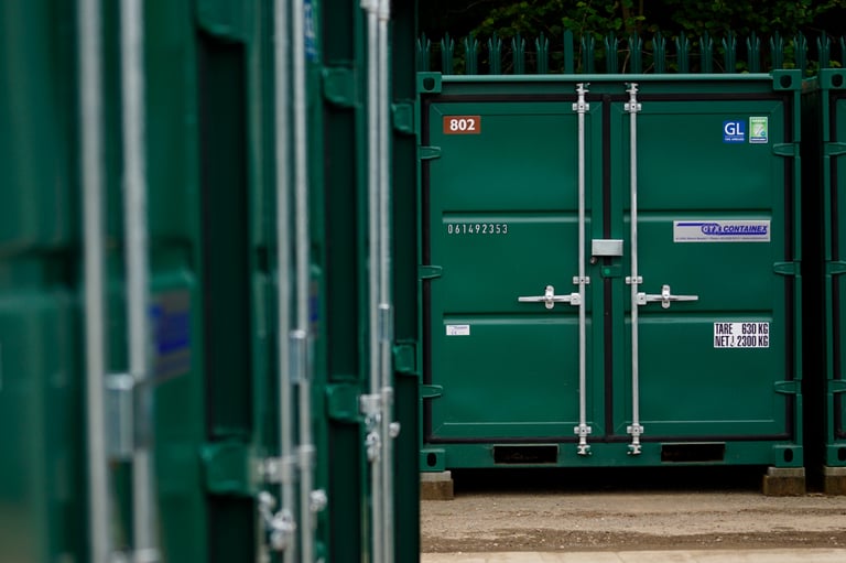 8FT SHIPPING CONTAINER FOR RENT/HIRE IN EXETER, DEVON