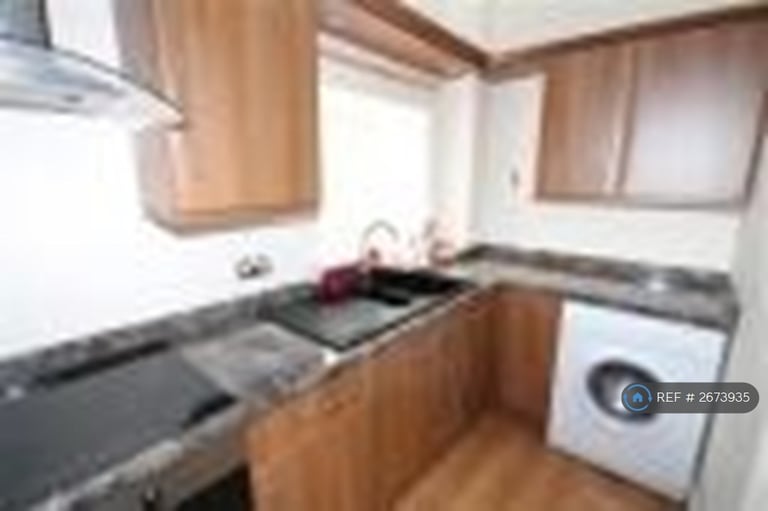 2 bedroom house in Bell Street, Airdrie, ML6 (2 bed) (#2673935)