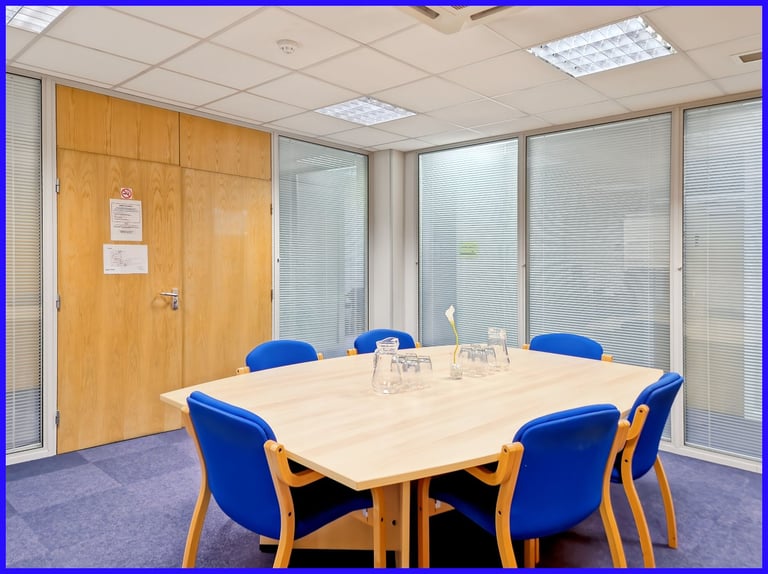 Fareham - PO16 9QD, Find office space in HQ Portchester, Castle Court for 4 people