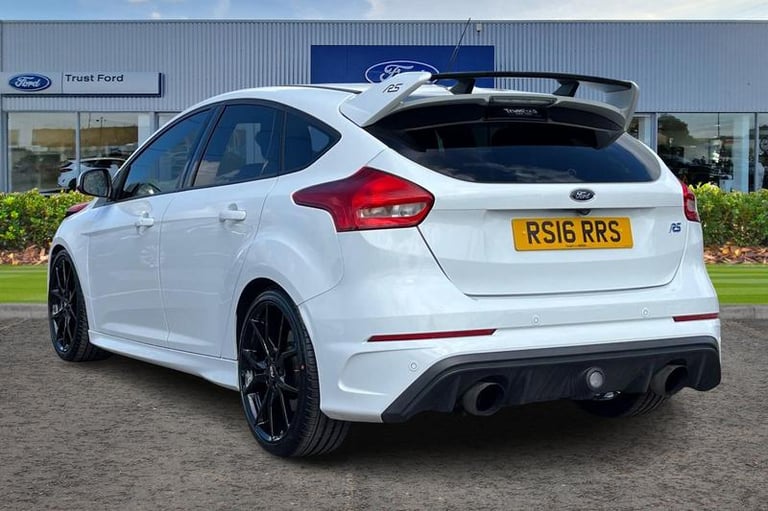 2016 Ford Focus 2.3T EcoBoost RS Hatchback 5dr Petrol Manual AWD Euro 6 (s/s) (350 ps) Manu Hatch...