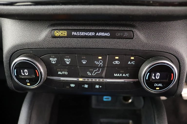 2020 Ford Kuga 2.0 EcoBlue MHEV ST-Line SUV 5dr Diesel Manual Euro 6 (s/s) (150 ps) HATCHBACK Die...