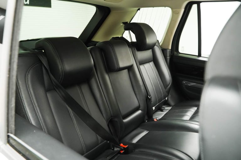  Land Rover Range Rover Sport 3.0 SD V6 HSE Black Auto 4WD Euro 5 5dr Diesel Automatic