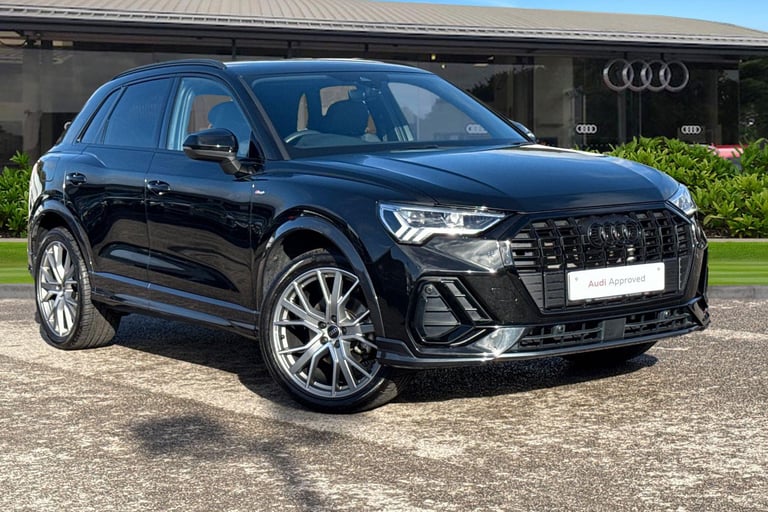 image for 2024 Audi Q3 Black Edition 35 TFSI  150 PS S tronic SUV PETROL Automatic
