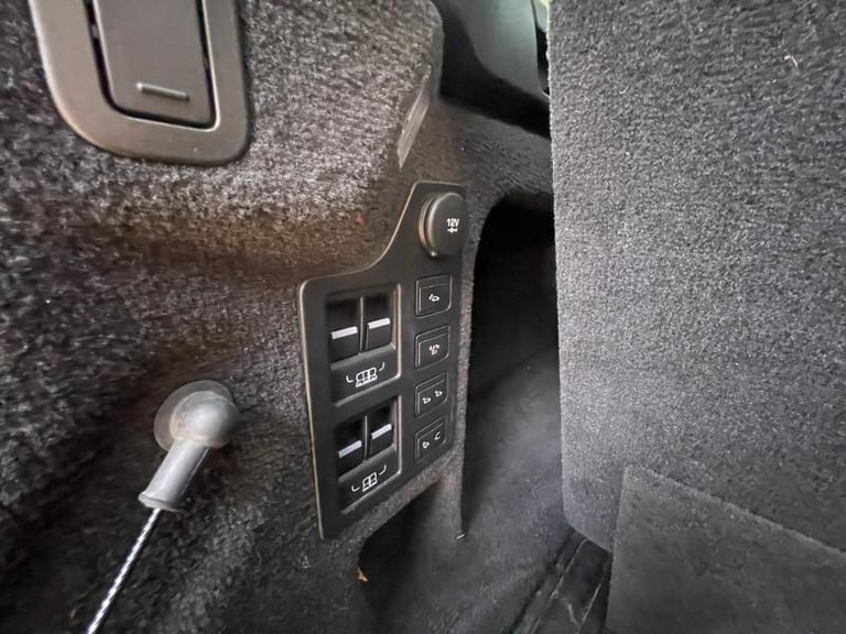 2019 Land Rover Discovery 2.0 SD4 HSE SUV 5dr Diesel Auto 4WD Euro 6 (s/s) (240 ps) 7 SEATER Auto...