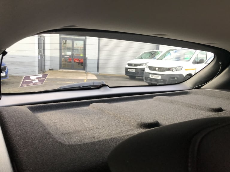 2023 Kia Ceed 1.5T Gdi Isg 2 5Dr Hatchback Petrol Manual