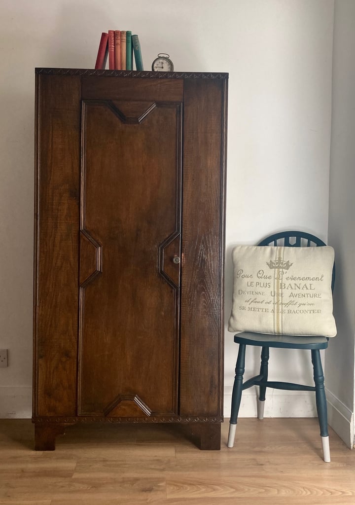 Pretty Antique Oak Wardrobe Hall Cupboard Free Delivery