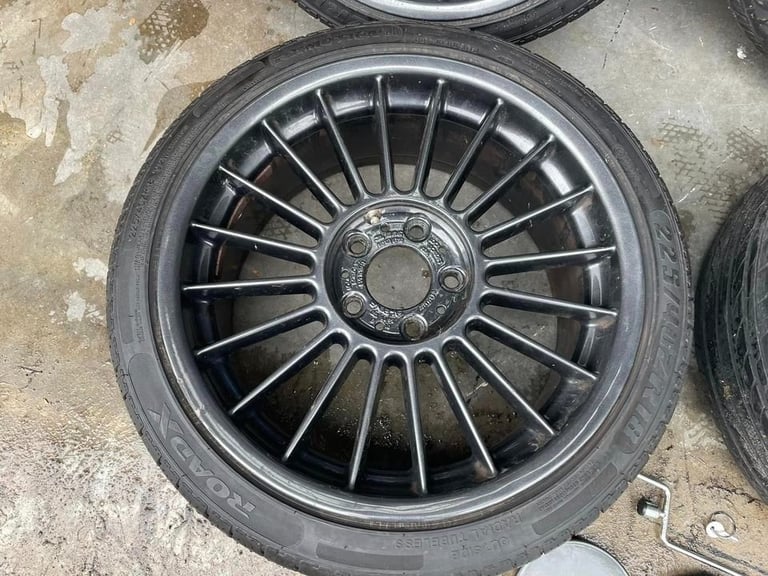 Genuine Alpina 18” staggered alloys E46 fitment Fresh powdercoat All caps and keys present 