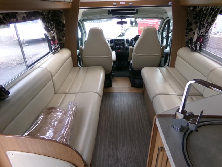 2015 FIAT AUTO TRAIL FRONTIER CH-TA. 6 BERTH. FULL LEATER. TOW BAR