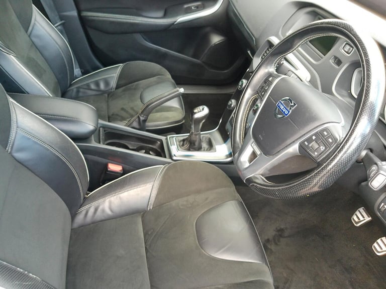 2014 Volvo V40 T2 R DESIGN 5dr HATCHBACK PETROL Manual