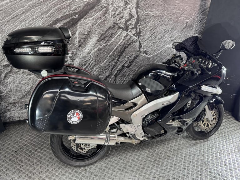 KAWASAKI ZZR 1200 ZZR1200 2004