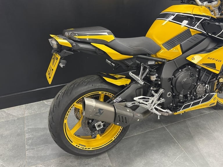 YAMAHA MT10
