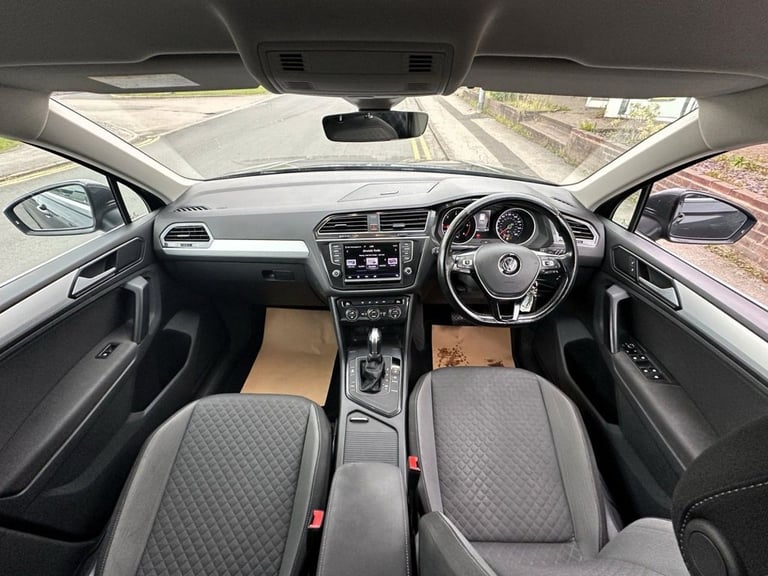 2017 17 VOLKSWAGEN TIGUAN 2.0 TDI BLUEMOTION TECH SE NAVIGATION SUV 5DR DIESEL D
