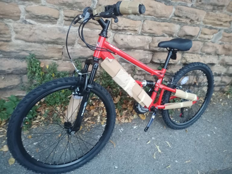 Mountain-bike-full-suspension in Nottinghamshire Bikes, Bicycles - Main Image