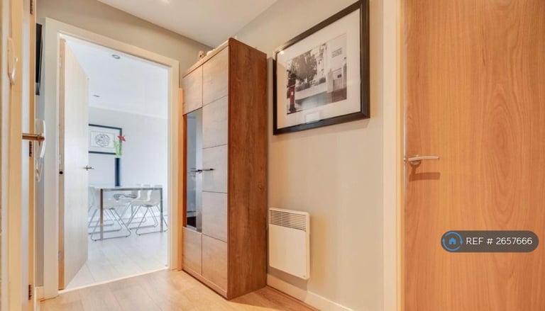 2 bedroom flat in Hall Street, Birmingham, B18 (2 bed) (#2657666)