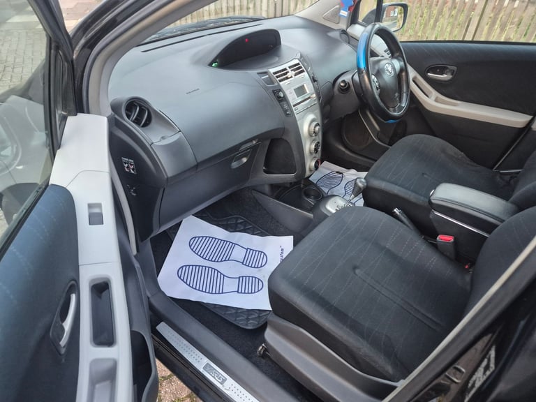 Toyota, YARIS, Hatchback, 2008, Semi-Auto, 1296 (cc), 5 doors