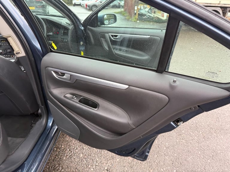 2006 Volvo S60 2.4D SE 4dr Geartronic SALOON DIESEL Automatic