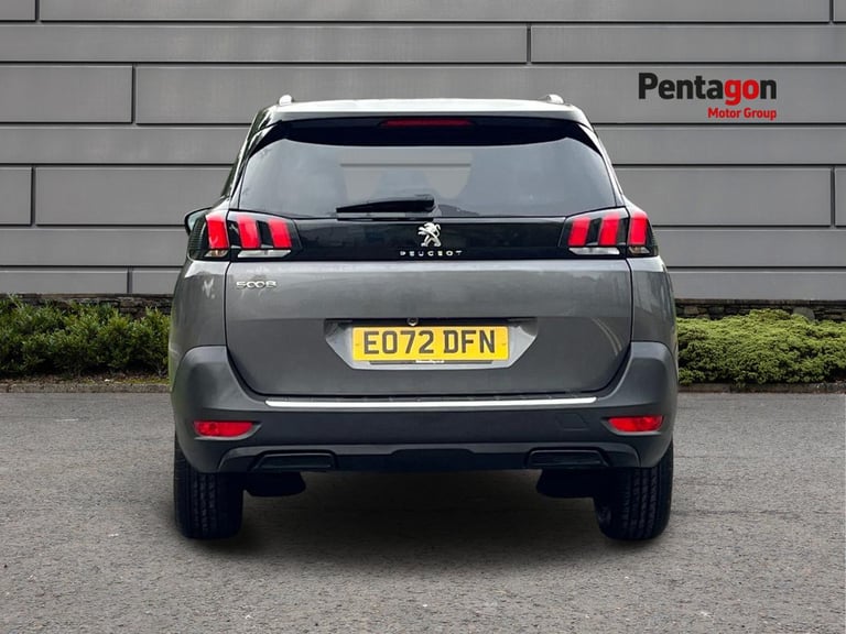  Peugeot 5008 SUV 1.2 Puretech Allure Premium  Plus Suv 5dr Petrol Manual Euro