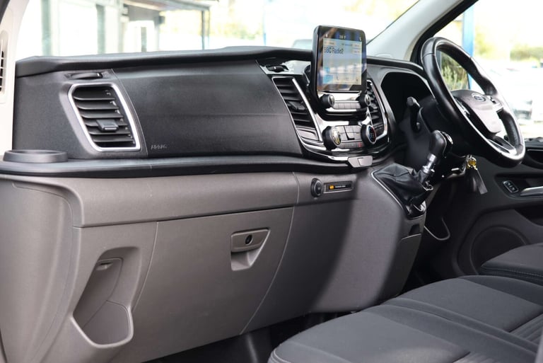 2019 Ford Transit Custom 2.0 EcoBlue 130ps Low Roof Limited Van PANEL VAN DIESEL Manual